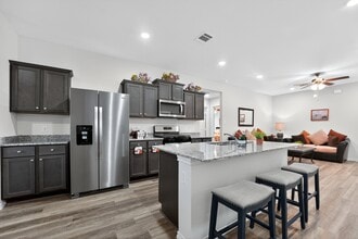 906 Ramble Rd in Lavon, TX - Building Photo - Building Photo