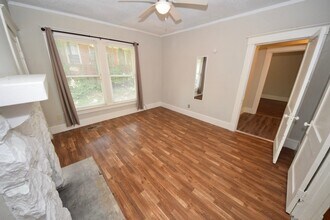 3665 Spottswood Ave in Memphis, TN - Foto de edificio - Building Photo