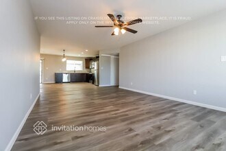 10845 N 44th Ln in Glendale, AZ - Foto de edificio - Building Photo