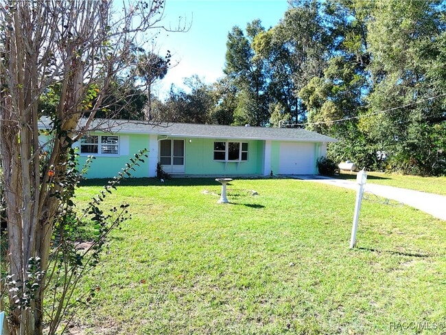 property at 1080 N Hollywood Cir