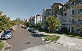 590 NW Lost Springs Terrace in Portland, OR - Building Photo - Building Photo