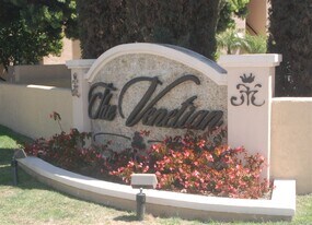 3989 Nobel Dr, Unit 358 in San Diego, CA - Building Photo