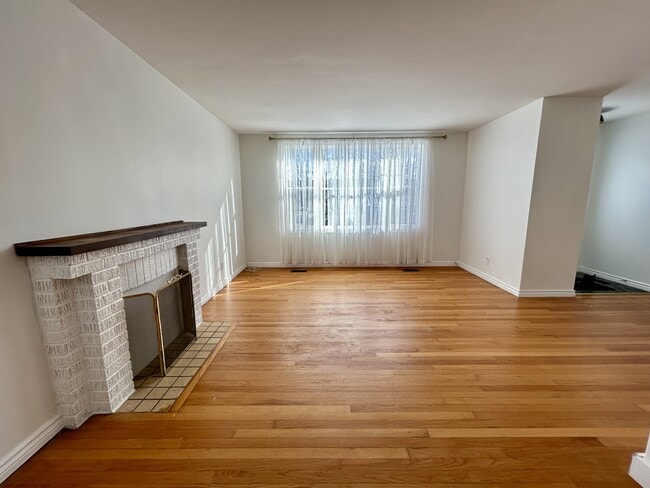 75 Cornwall Crescent in St John's, NL - Building Photo - Building Photo