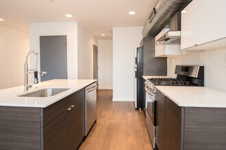 1441 N 7th St, Unit 4 in Philadelphia, PA - Building Photo - Building Photo