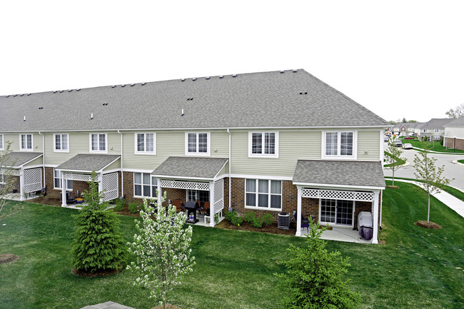 Windemere East in Shelby Township, MI - Building Photo - Building Photo