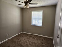 412 Stevenson St photo'