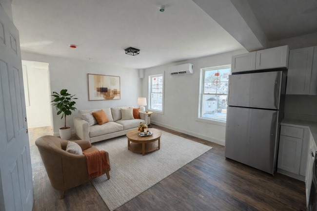 371 Cabot St in Beverly, MA - Building Photo - Building Photo