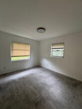 333 NE 131st Ln in Okeechobee, FL - Building Photo - Building Photo