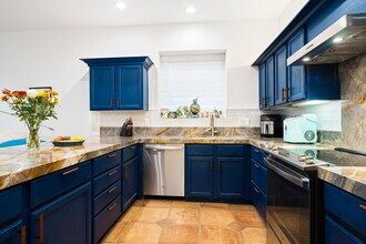 52700 Avenida Vallejo in La Quinta, CA - Building Photo - Building Photo