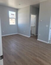 Courtyard At Marathon in Los Angeles, CA - Building Photo - Building Photo