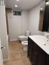 244 King Edward Ave in Toronto, ON - Building Photo - Building Photo