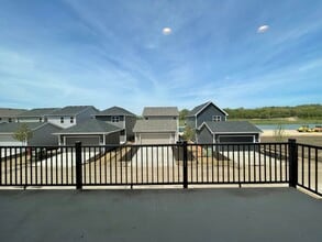 2157 Spring Dreams Ln in Madison, WI - Building Photo - Building Photo