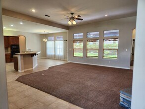 11507 Summit Point Ct in Bakersfield, CA - Building Photo - Building Photo