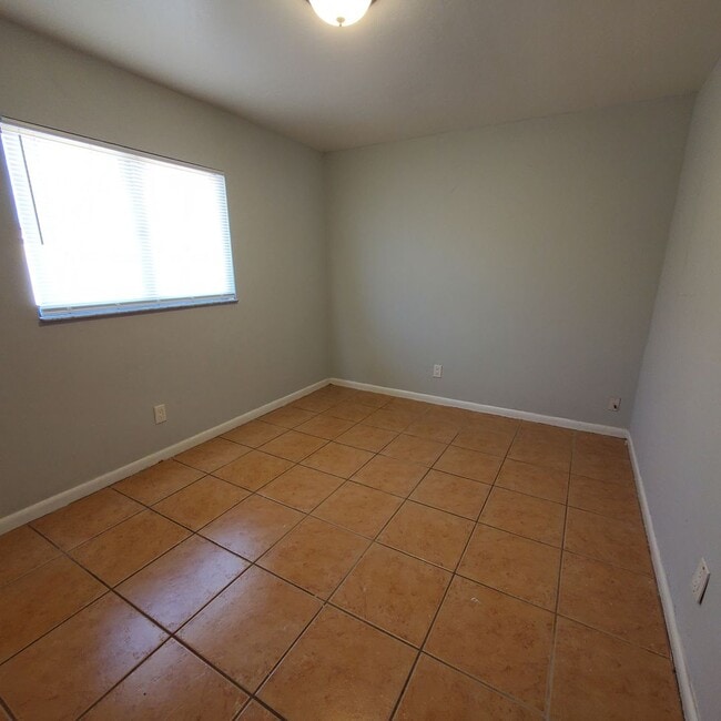 419-421 Hancock Bridge Pkwy