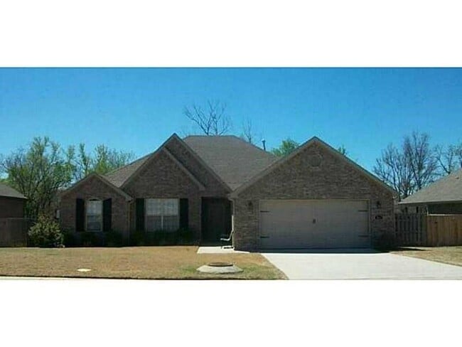 property at 3501 SW Briar Creek Ave