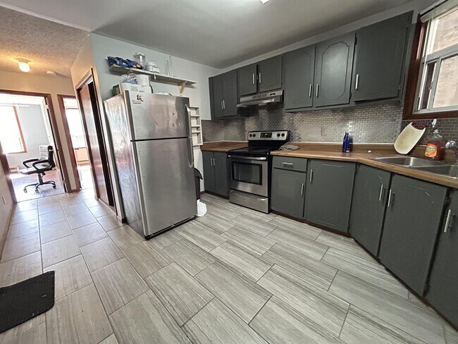 property at 233-233 James St N