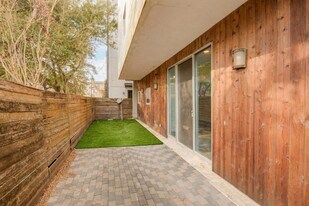 3910 Austin St in Houston, TX - Building Photo