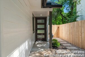 9717 Anderson Village Dr in Austin, TX - Building Photo - Building Photo