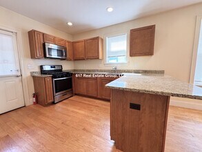 35 Pratt St in Boston, MA - Building Photo - Building Photo