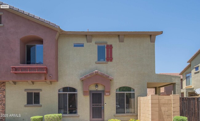 2150 E Bell Rd in Phoenix, AZ - Building Photo - Building Photo