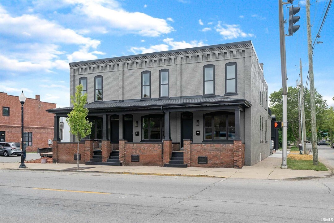 1937 S Calhoun St in Fort Wayne, IN - Building Photo