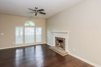 2012 David Earl Dr in Charlotte, NC - Building Photo - Building Photo