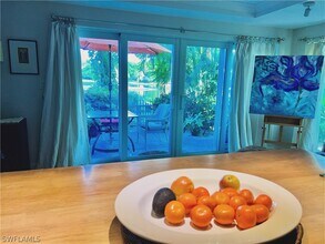 1810 Bald Eagle Dr in Naples, FL - Building Photo - Building Photo