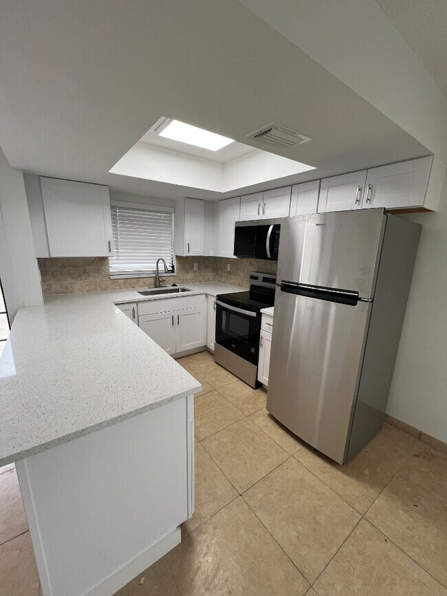 27096 Ann Arbor Ave in Punta Gorda, FL - Building Photo - Building Photo