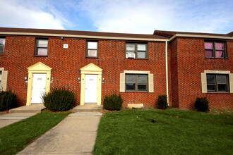 Hamilton Garden Apartments in Hamilton, NJ - Foto de edificio - Building Photo