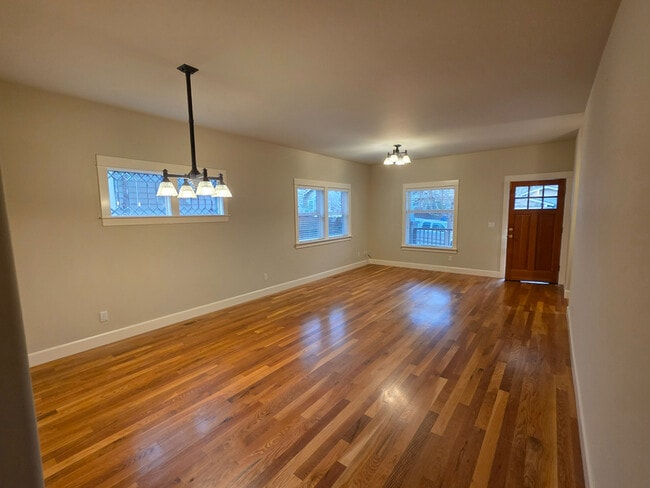 2423 NW Awbrey Rd in Bend, OR - Building Photo - Building Photo