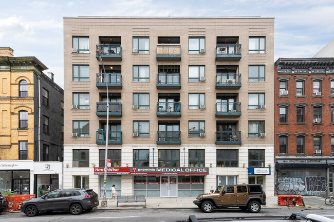 228 Bushwick Ave in Brooklyn, NY - Building Photo - Building Photo