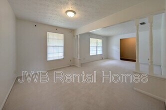 1620 Bay Cir E in Orange Park, FL - Building Photo - Building Photo