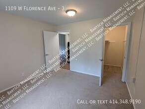 1109 W Florence St in Whitewater, WI - Building Photo - Building Photo