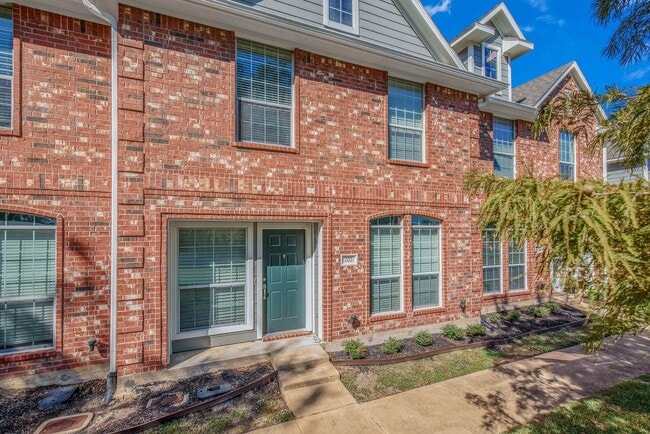 property at 1001 Krenek Tap Rd