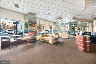 1100 Vine St-Unit -611 in Philadelphia, PA - Building Photo - Building Photo