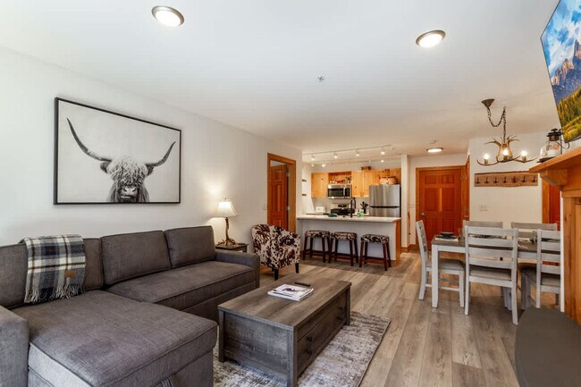 2740 Shadowmoon Ln-Unit -ID1310718P in Driggs, ID - Foto de edificio - Building Photo