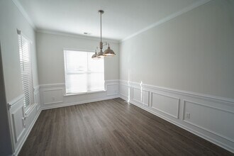 142 Cumberland Way in Savannah, GA - Building Photo - Building Photo