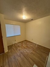 703 E Noble Ave in Visalia, CA - Building Photo - Building Photo