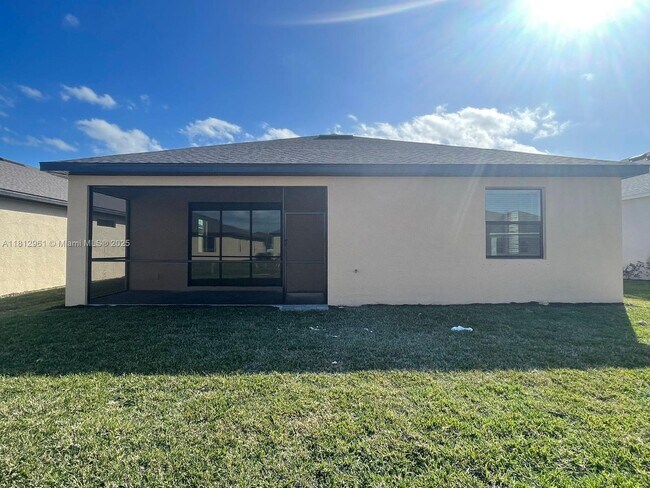 16851 Cayo Key Dr in Port Charlotte, FL - Building Photo - Building Photo