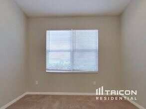 12388 Lavender Loop in Bradenton, FL - Building Photo - Building Photo