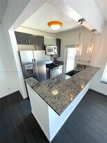 620 76th St in Miami Beach, FL - Building Photo