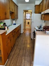 7150 W 85th St in Los Angeles, CA - Building Photo - Building Photo