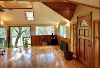 2125 Kincaid Rd in Williams, OR - Building Photo - Building Photo