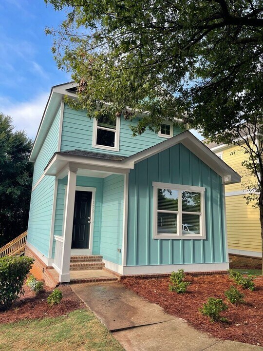 172 Magnolia Bluff Dr in Athens, GA - Building Photo