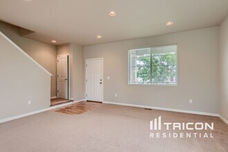 3872 Ginkgo St in Wellington, CO - Building Photo - Building Photo