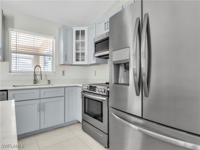 property at 1526 NW 21st Pl