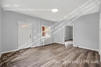 2147 Lincoln Blvd in Elizabeth, PA - Building Photo - Building Photo