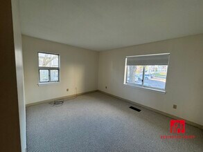 142 North Beacon St, Unit A1 in Boston, MA - Building Photo - Building Photo