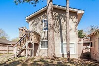 6407 Oaknut Dr photo'