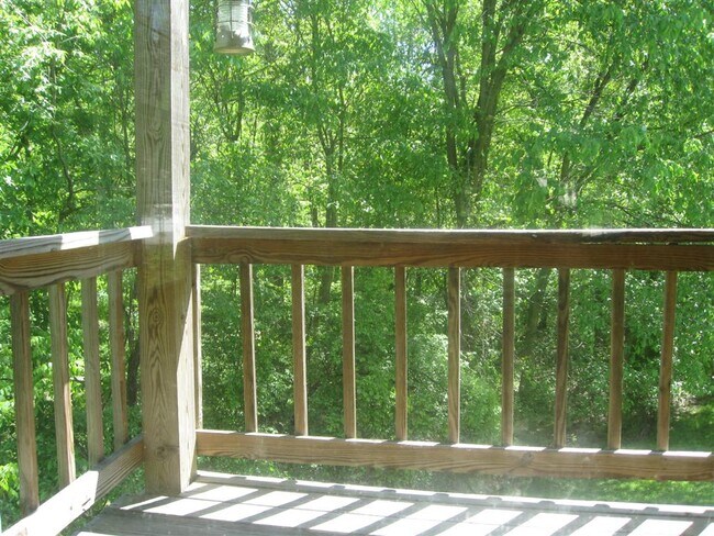 4804 Sweetbirch Dr in Rockville, MD - Foto de edificio - Building Photo
